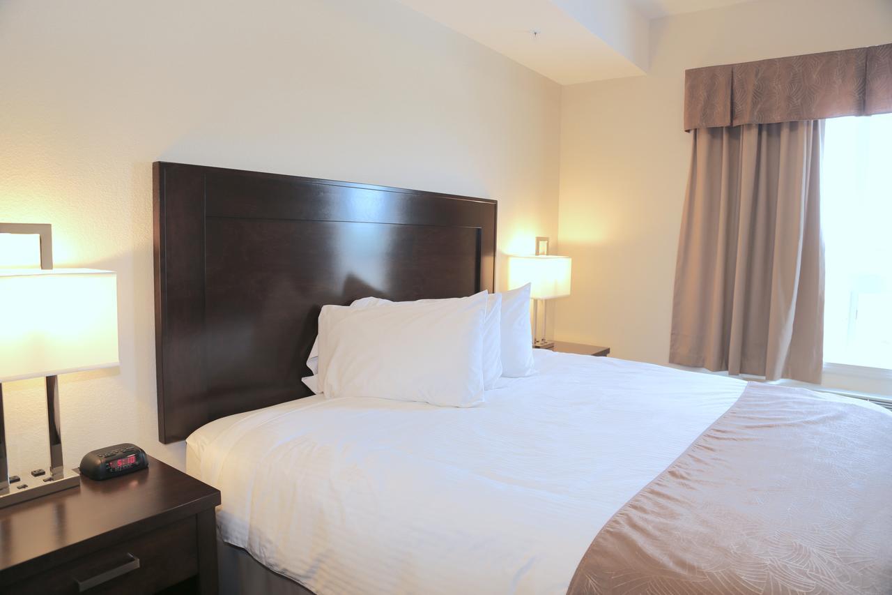 Prairie Moon Inn & Suites Macklin المظهر الخارجي الصورة